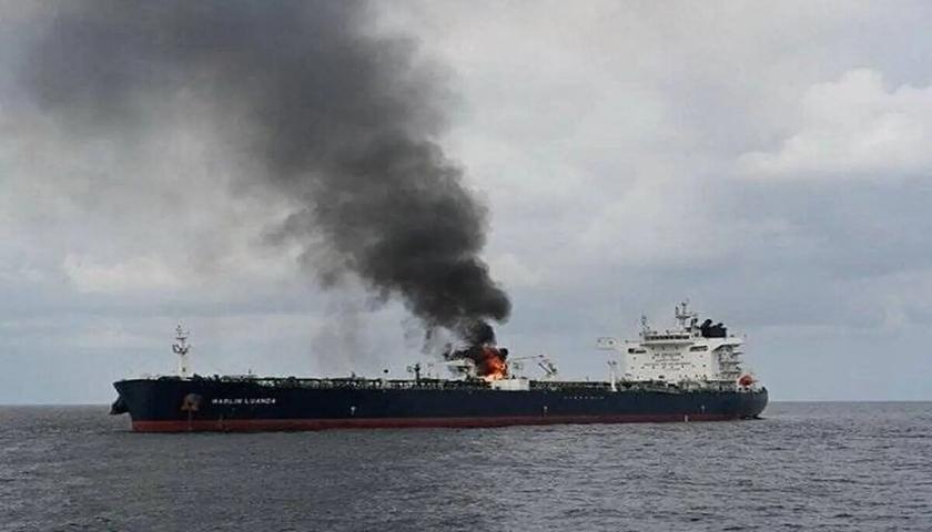 هێزی دەریاییی سوپای ئێران: نەوتهەڵگرێکی سەرپێچیکار لە ڕۆژهەڵاتی گەرووی هورمز ئاگری گرت