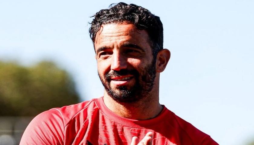 شۆڕشی ئامۆریم لە میلاندا؛ ڕۆسۆنری گەڕایەوە بۆ لووتکە