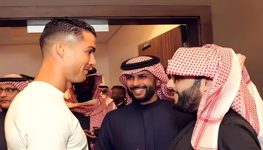 وەڵامی ڕۆناڵدۆ لەسەر پاڕانەوەکانی سعوودیه