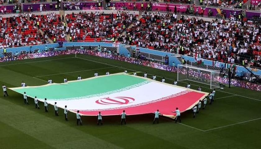 بەکارهێنەرانی بیانی لە پاڵپشتی ئێراندا هێرش دەکەنە سەر فیفا