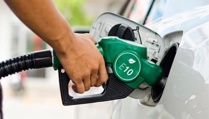 لە سلێمانی 50 دینار نرخی بەنزین بەرزبوەوە