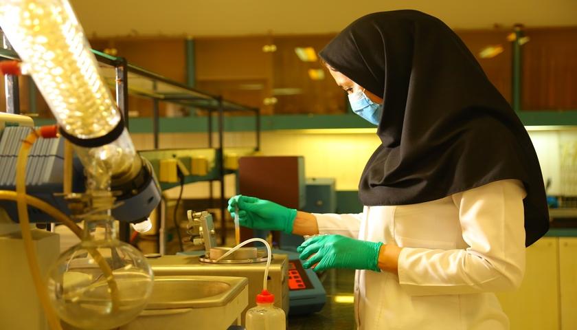 آزمایشگاههای مرزی کرمانشاه در مسیر توسعه؛ گامی برای تسهیل صادرات به عراق