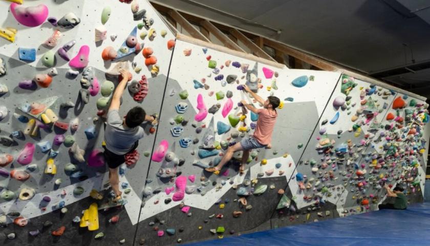 کرمانشاه صاحب سالن سنگ‌نوردی استاندارد می‌شود