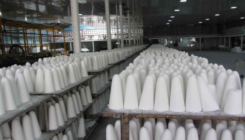 کرمانشاه به جمع قطب‌های تولید شکر کشور می‌پیوندد؛ دو کارخانه جدید در راه است