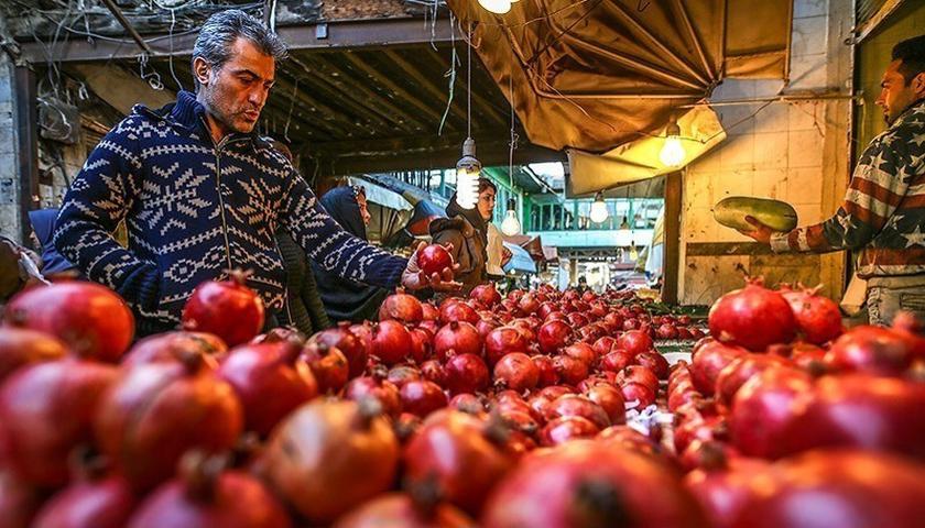 میوه شب یلدا با قیمت تنظیم بازار به روستابازارهای کرمانشاه رسید