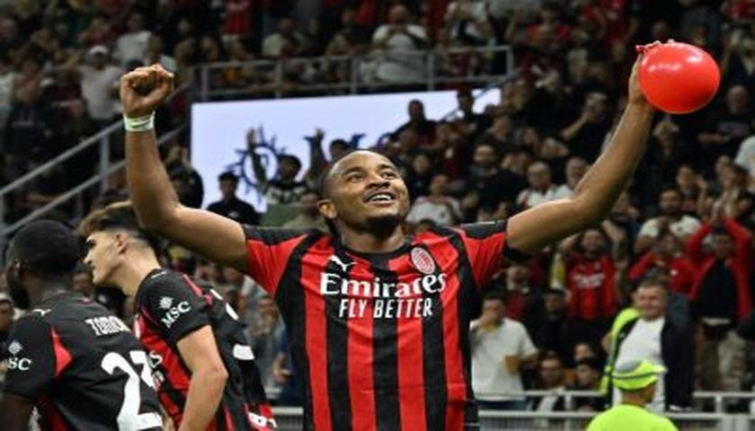 ئەستێرەی فەرەنسی یانەی ئەیسی میلان بیر لە جێهێشتنی تیپەکەی دەکاتەوە