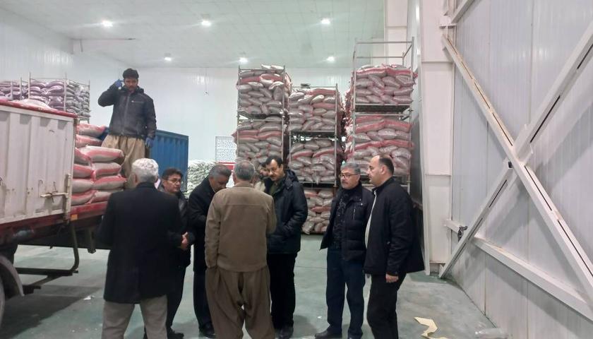 بهره‌مندی ۱۵ هزار خانوار سقزی از مزایای قانون تجارت مرزی