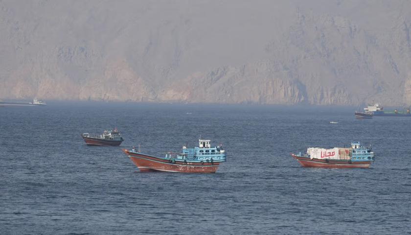 سوپای پاسداران: کەشتییەکی جەنگیی ئەمریکامان لە گەرووی هورمز پاشەکشە پێکرد