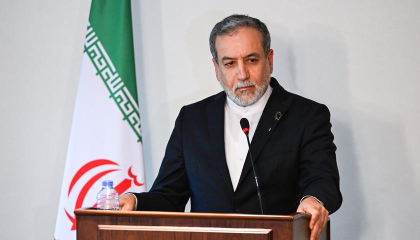 عێراقچی: نەبەزێندراوین؛ ئامادەین بۆ شەڕ و بۆ دیپلۆماسیش