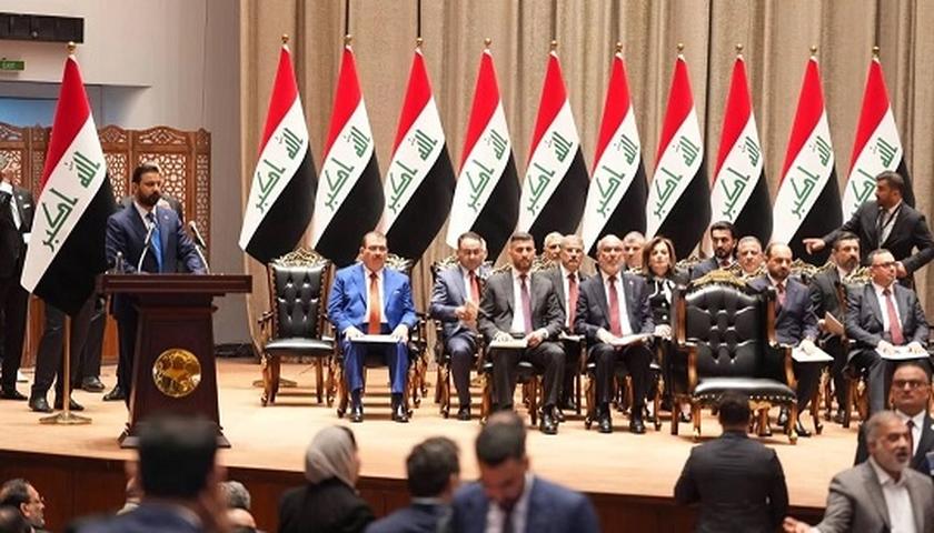 تأکید بخست وزیر عراق بر لزوم اصلاح سیستم امنیتی و درخواست از هیئت‌های دیپلماتیک خارجی برای بازگشت