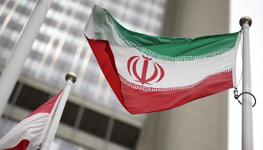 خاتەمولئەنبیا بۆ ئەمریکا و ئیسرائیل: هێزە چەکدارەکانی ئێران دەستیان لەسەر پەلەپیتکەیە