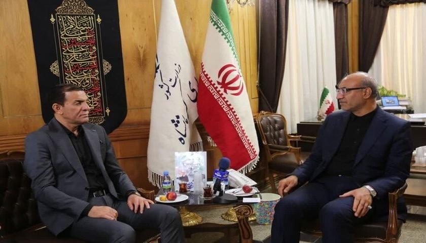 کۆبوونەوەی پارێزگاری کرماشان و کونسوڵی گشتی عێراق؛ مەرزی خوسرەوی ئامادەی میوانداریکردنی زیارەتکارانی عێراقییە