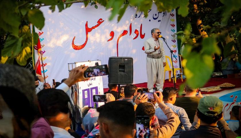 عسل و بادام بیلوار در مسیر ثبت ملی؛ پای گردشگران عراقی به جشنواره باز می‌شود
