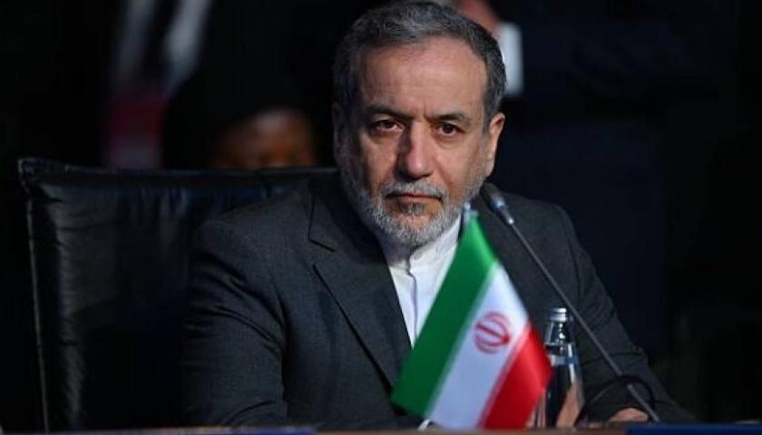 عێراقچی: دەستهەڵگری مافی پیتاندنی یۆرانیۆم نابین