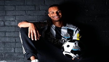 فەرمی؛ بەرگریکاری گرانبەهای ئەڵمانی لە نیوکاسڵ