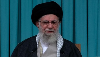 هەڵوێستی ڕێبەری باڵای ئێران لە سەر بۆمبی ئەتۆمی و دانوستان لەگەڵ ئەمریکا
