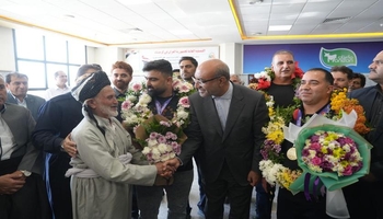 طلایی‌های کرمانشاه از هند بازگشتند | استقبال استاندار از قهرمانان جهانی پارادوومیدانی