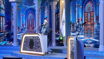 قورئان خوینی بەناوبانگی میسری: ئێران وڵاتێکە پڕ لە خۆشیی کۆمەڵایەتی و بەرنامە قورئانییەکان