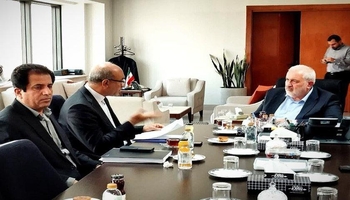 استاندار کرمانشاه در دیدار با وزیر نیرو خواستار تسریع در اجرای طرح‌های آبی و زیرساختی شد