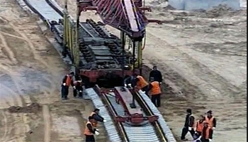 هێڵی ئاسنینی ئێران لە پەرەپێدانی ڕێڕەوی شەمەندەفەری ئێران – ئەفغانستان – چین ڕۆڵێکی سەرەکی دەگێڕێت