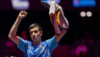 بلیمەتی تێنیسی ئێران چۆکی بە ڕکابەرە ئەمریکییەکەی دادا