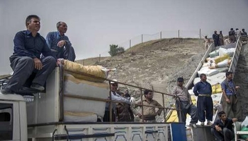 عواید مرزنشینی به سفره مرزنشینان سرپل‌ذهاب رسید/۵۰ هزار نفر کارت مرزنشینی می‌گیرند