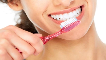 باشترین کات بۆ فڵچەکردنی ددانەکان