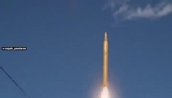  دیمەنی ئاڕاستەکردنی مووشەکی عیماد و قەدەری بۆ بەئامانجگرتنی پێگەکانی ئەمریکا و ئیسرائیل 