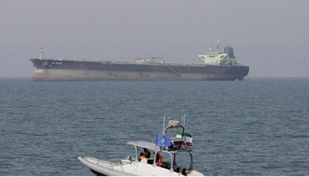 کوەیت: کەشتییەکی نەوتهەڵگری وڵاتەکەمان لەلایەن ئێرانەوە کرایە ئامانج