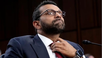  بەڕێوەبەری FBI کەسێکی ناجێگیر و خاوەن هەڵسوکەوتی گوماناویە