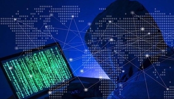  وۆڵ ستریت جۆرناڵ پشتڕاستی کردەوە؛ سەدان بەرپرسی سیاسی و سەربازیی ئەمریکی بوونە ئامانجی هێرشە ئەلیکترۆنیەکانی ئێران