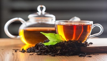 هەڵەیەکی بەربڵاو سەبارەت بە خواردنەوەی چا دوای خوراک