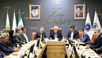 اختصاص ۱۸۷ هکتار زمین برای احداث نیروگاه‌های خورشیدی در کردستان