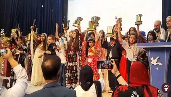 کودکان غرب کشور با دکلمه کوردی به کرمانشاه آمدند