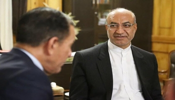 پارێزگاری کرماشان لە وتووێژ لەگەڵ کونسوڵی گشتی عێراق؛ ئاسانکاری بۆ چالاکییە سنوورییەکان بازرگانی لەگەڵ عێراقدا بەرەوپێش دەبات