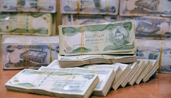 با عبور از مرز ۱۶۴ دینار؛ قیمت دلار در بازارهای بغداد و اربیل افزایش یافت